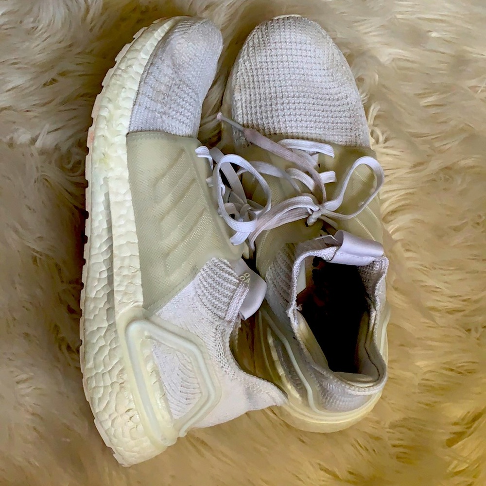 white adidas boost shoes